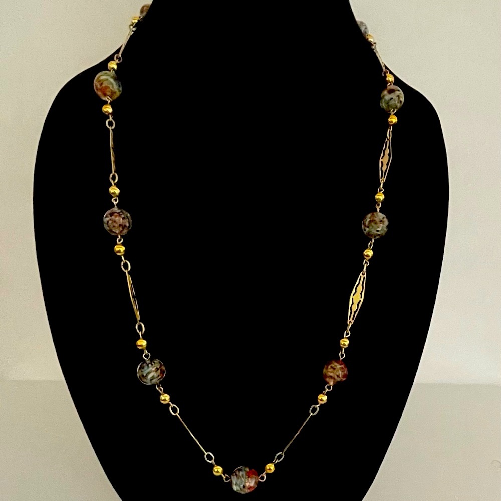Vintage Murano Glass Wedding Cake Necklace